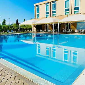 A Point Arezzo Park Hotel